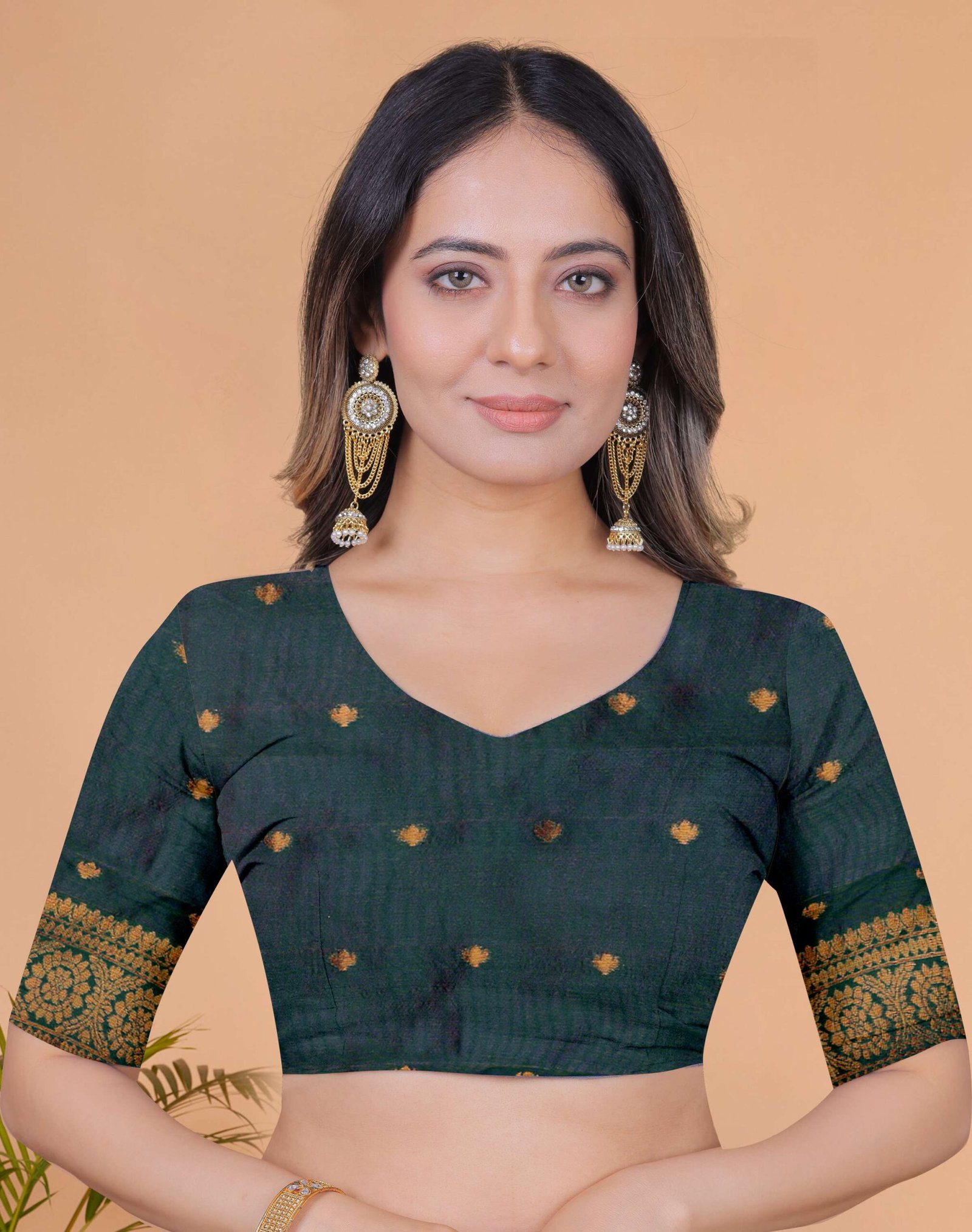 Crimson Majesty Banarasi Silk Saree in Cherry Red & Bottle Green with Zari Work | Wedding, Festive & Traditional Ethnic Wear - Image 5